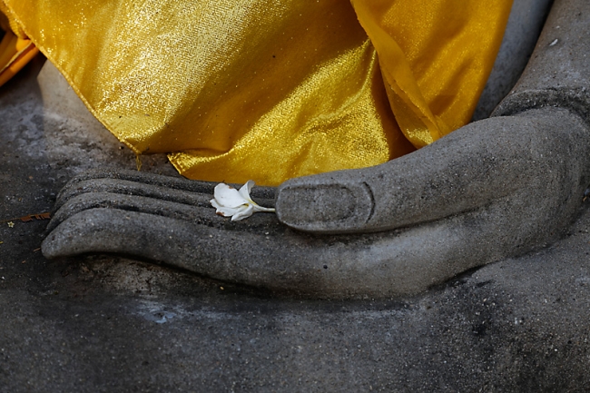 Wat Yai Chai Monkon-063